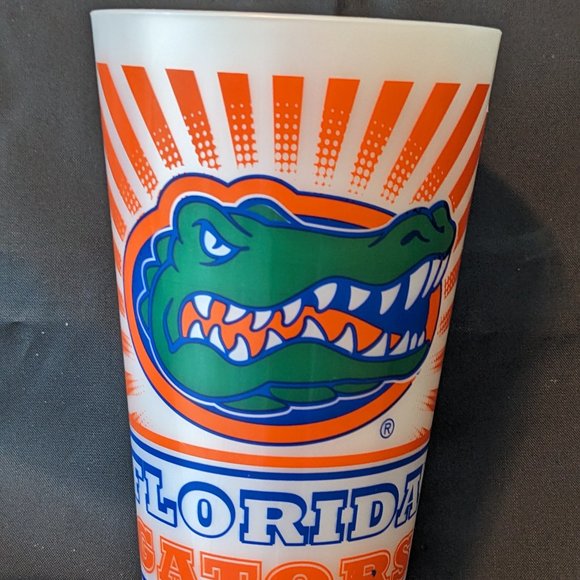 Large 30 oz. Florida Gators Cup 7 1/2" Tall Displayed on Bookcase Gator Chomp! - Picture 2 of 12